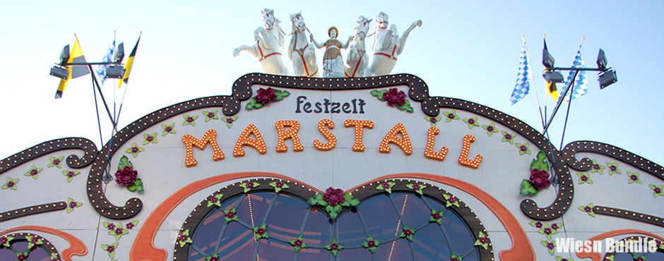 Marstallzelt - Tische im Marstall Oktoberfestzelt